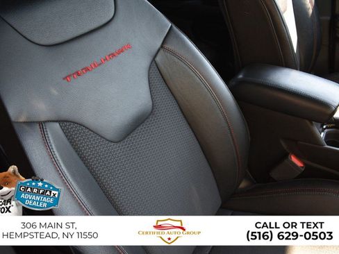Used 2025 Jeep Compass Trailhawk AWD/4WD image 23