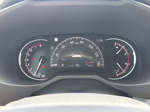 Certified 2023 Toyota RAV4 XLE w/ Convenience Package FWD image 12