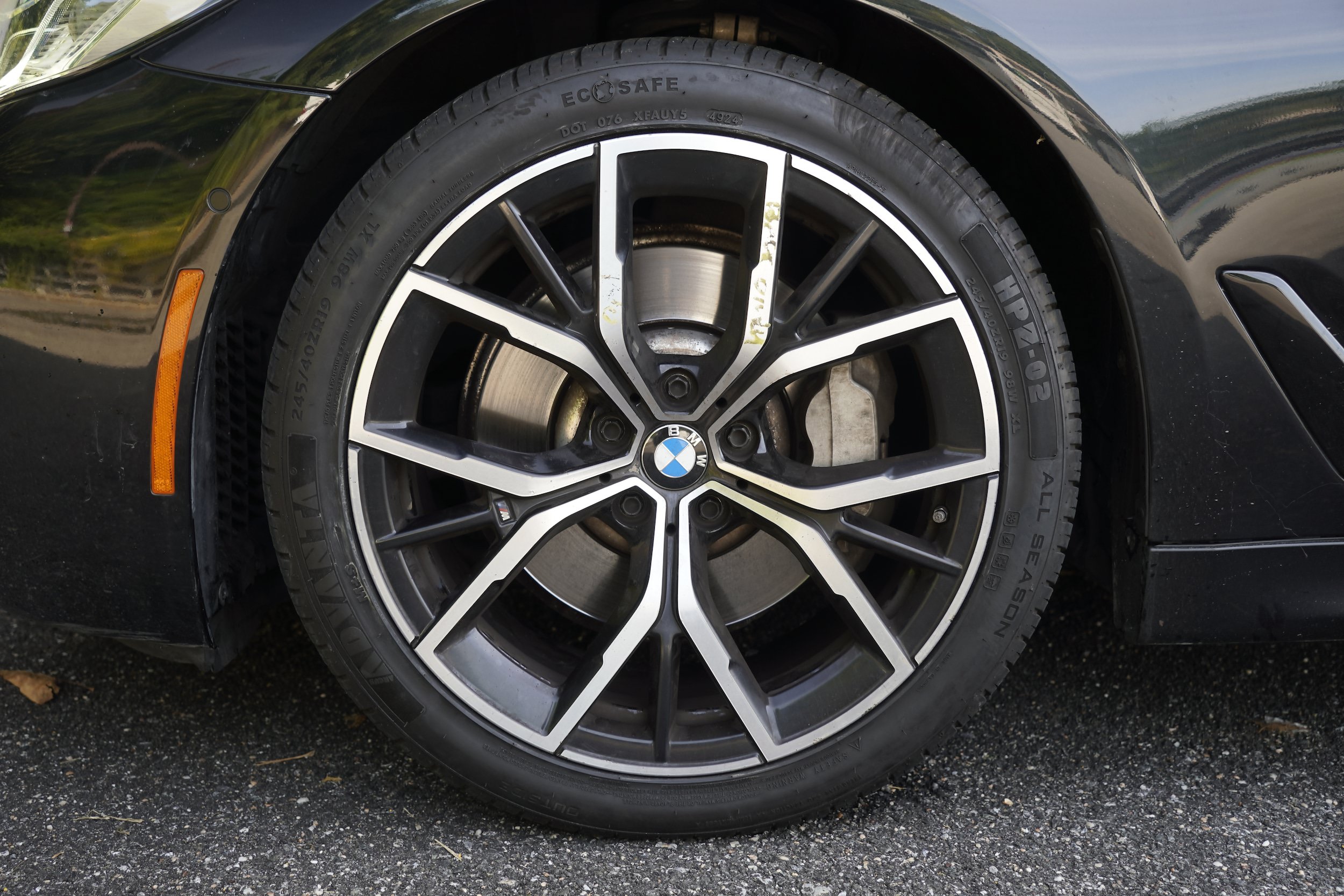Used 2021 BMW 530i w/ M Sport Package RWD image 12