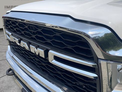 Used 2024 RAM 5500 Tradesman w/ Chrome Appearance Group AWD/4WD image 61