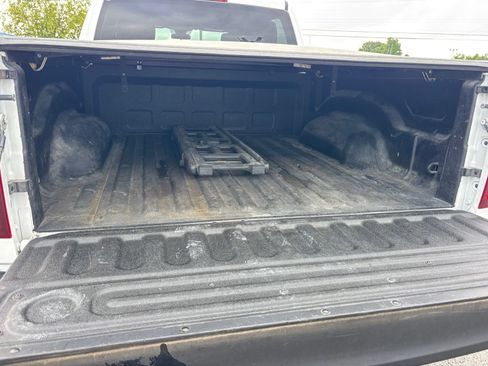 Used 2023 RAM 1500 Warlock AWD/4WD image 9
