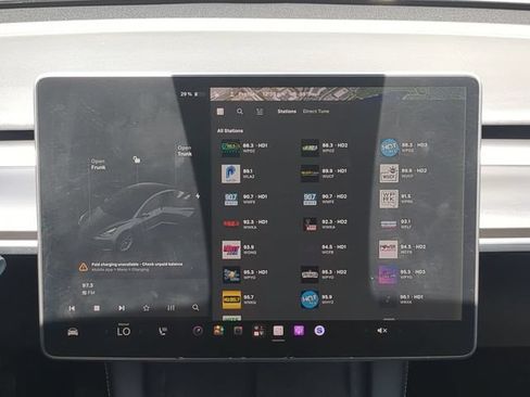 Used 2021 Tesla Model 3 Standard Range Plus RWD image 18