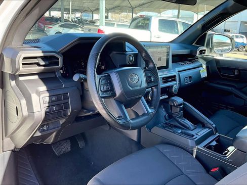 Used 2024 Toyota Tacoma SR image 15