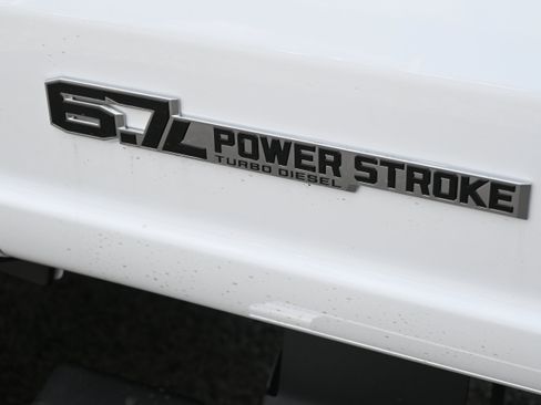 New 2026 Ford F250 Lariat w/ Chrome Package AWD/4WD image 13