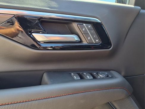 Used 2026 Chevrolet Tahoe RST w/ Comfort Package AWD/4WD image 12