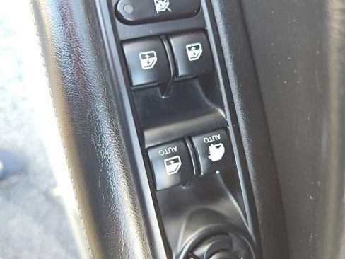 Used 2019 Jeep Compass Latitude w/ Popular Equipment Group FWD image 30