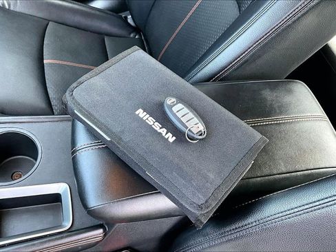 Used 2021 Nissan Altima 2.5 SR w/ SR Premium Package image 33