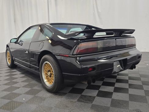Used 1988 Pontiac Fiero GT image 3