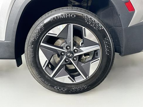 Used 2025 Hyundai Tucson SEL image 11