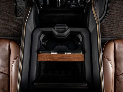 Used 2024 RAM 2500 Limited w/ Safety Group image 28