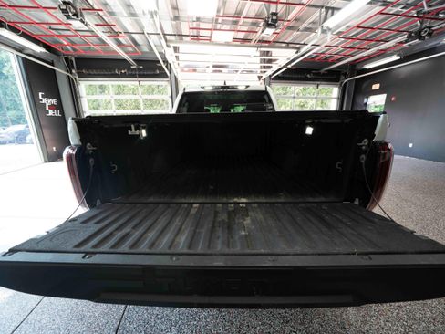 Used 2022 Toyota Tundra Platinum w/ Advanced Package AWD/4WD image 28
