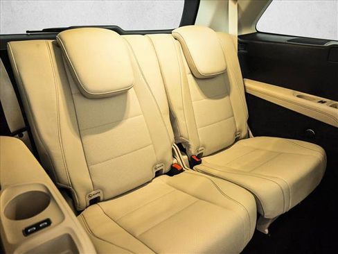 Certified 2024 Mercedes-Benz GLS 450 4MATIC image 23