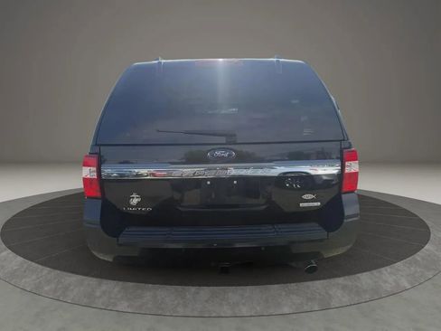 Used 2017 Ford Expedition Limited AWD/4WD image 6