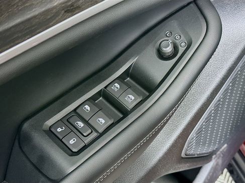New 2026 Jeep Grand Cherokee L 4WD image 24