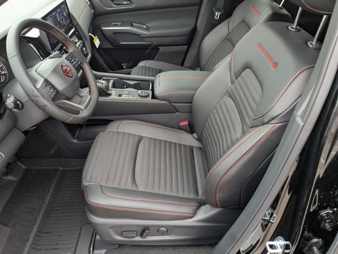 New 2026 Nissan Pathfinder Rock Creek w/ Rock Creek Premium Package image 25