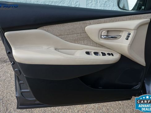 Used 2022 Nissan Murano SL w/ SL Moonroof Package image 28