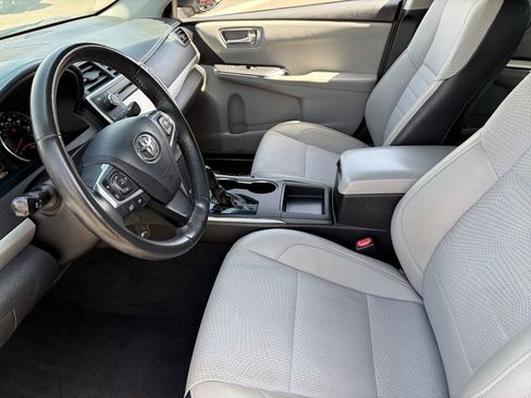 Used 2016 Toyota Camry SE w/ Protection Package (Q2) FWD image 21