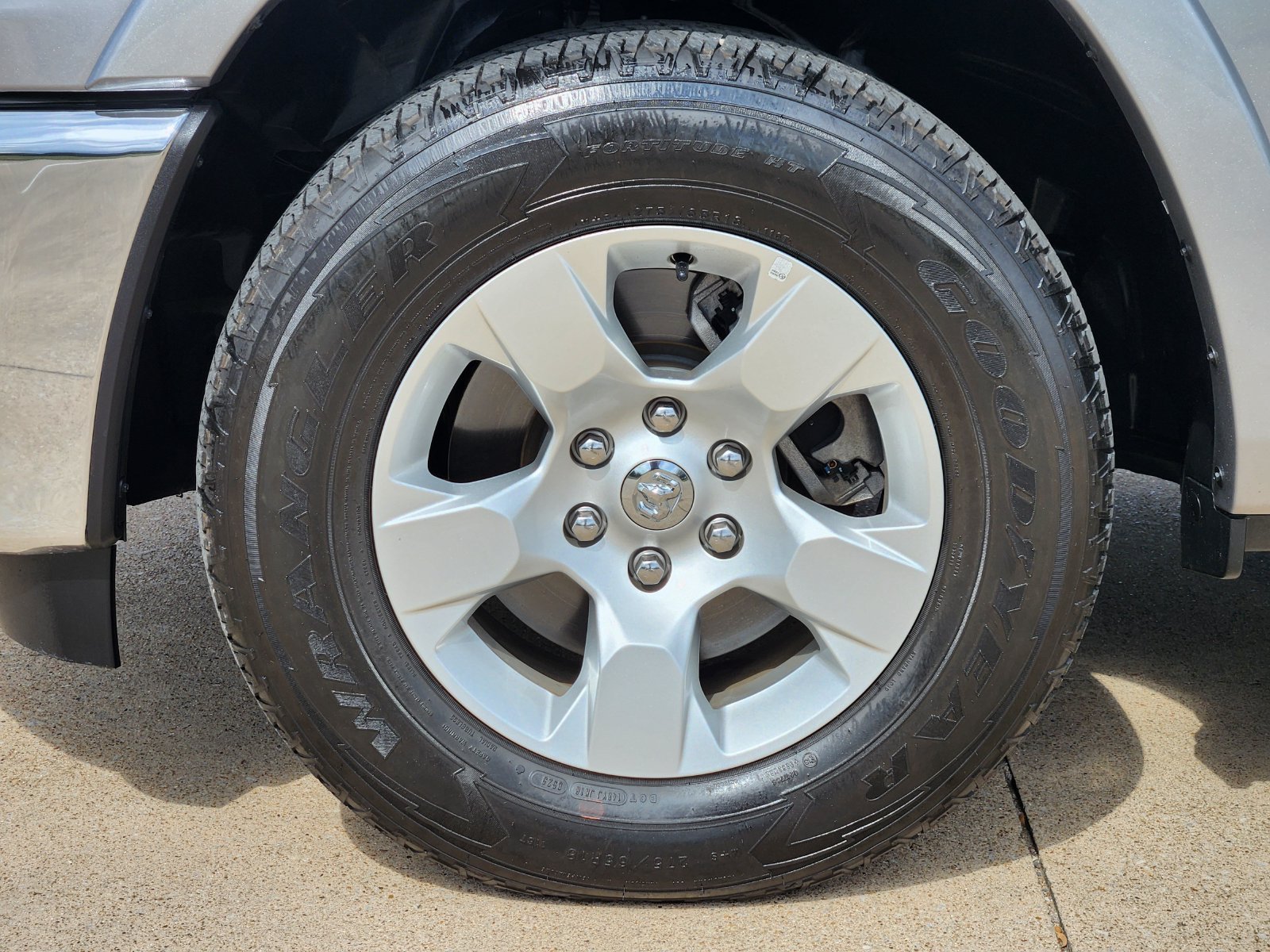 Used 2025 RAM 1500 Big Horn RWD image 21
