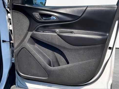 Used 2019 Chevrolet Equinox LT FWD image 30