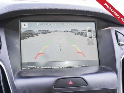 Used 2018 Ford Focus SEL FWD image 20