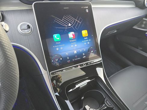 Used 2025 Mercedes-Benz C 300 4MATIC Sedan image 29