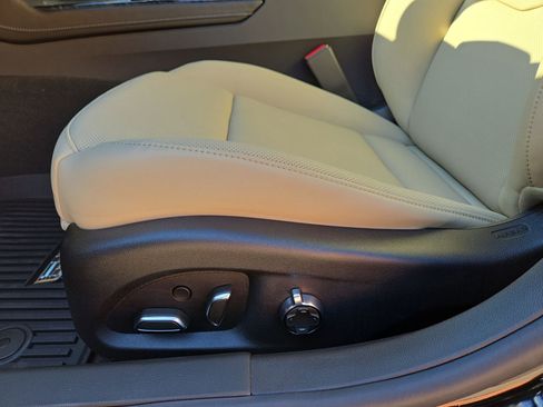 New 2026 Cadillac CT5 Premium Luxury image 17