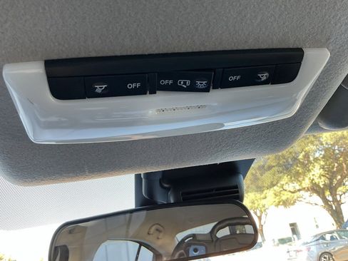 New 2025 Nissan Versa SV w/ Trunk Package image 25