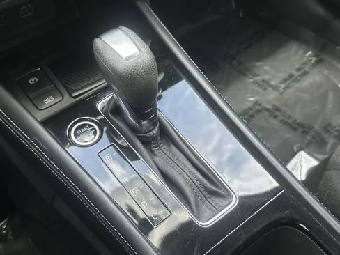 Used 2022 Nissan Kicks SV FWD image 22