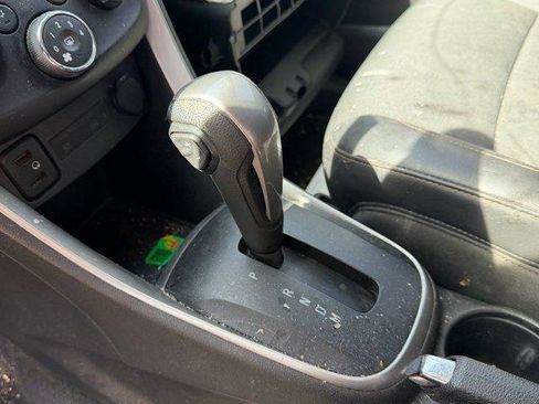 Used 2022 Chevrolet Trax LT w/ Driver Confidence Package image 10