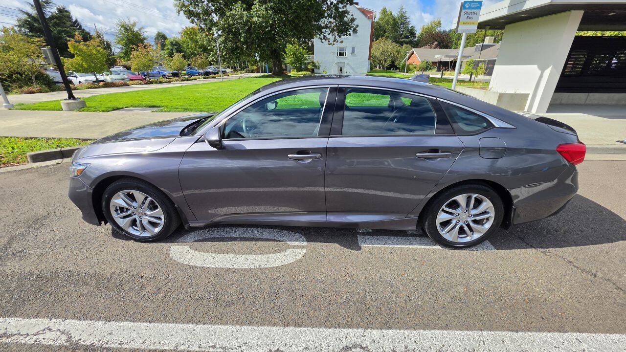 Used 2018 Honda Accord LX image 9