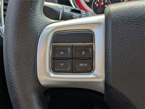 Used 2013 Dodge Durango SXT image 33