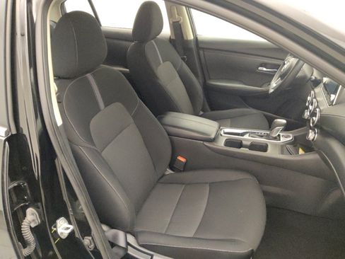 Used 2024 Nissan Sentra SV FWD image 21