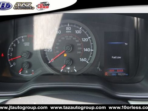 Used 2020 Toyota Corolla SE FWD image 19