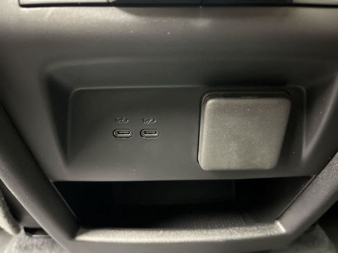 Certified 2025 Chevrolet Traverse High Country w/ LPO, Floor Liner Package AWD/4WD image 13