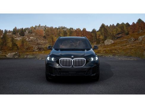New 2026 BMW X5 xDrive50e image 3