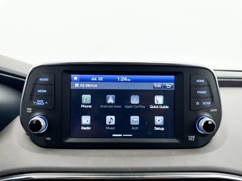 Used 2020 Hyundai Santa Fe SE FWD image 15