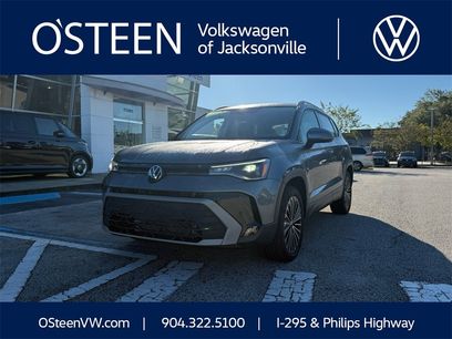 Certified 2025 Volkswagen Taos SE