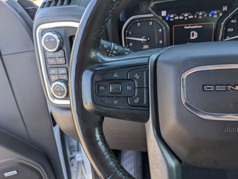 Used 2022 GMC Sierra 2500 Denali image 31