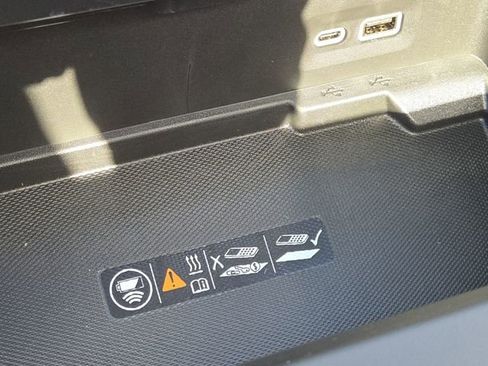 New 2025 GMC Yukon XL Denali w/ Sun & Power Step Package image 8