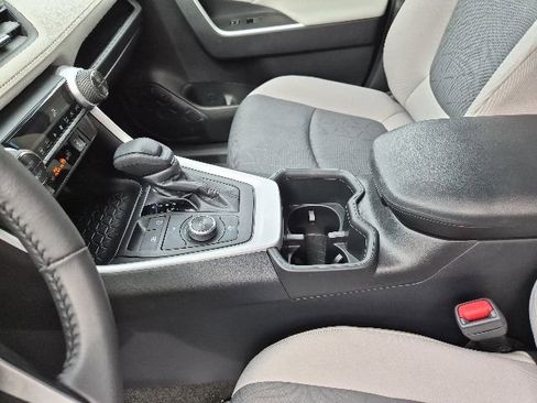 Used 2024 Toyota RAV4 XLE w/ Convenience Package AWD/4WD image 22