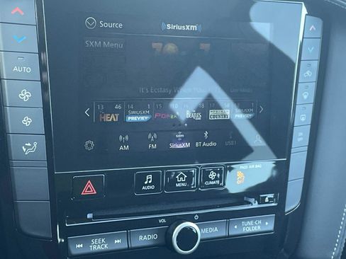 Certified 2025 INFINITI QX50 Pure image 17