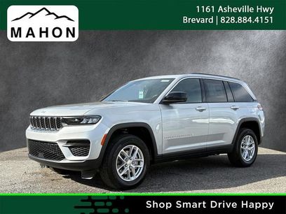 New 2025 Jeep Grand Cherokee Laredo X