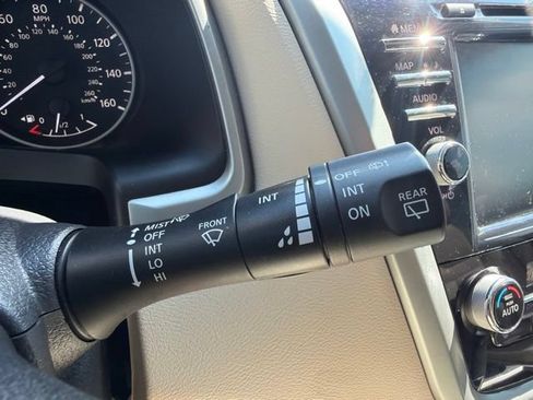 Used 2019 Nissan Murano SL w/ SL Technology Package FWD image 50