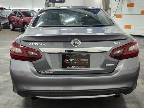 Used 2018 Nissan Altima 2.5 SR w/ SR Special Edition image 16