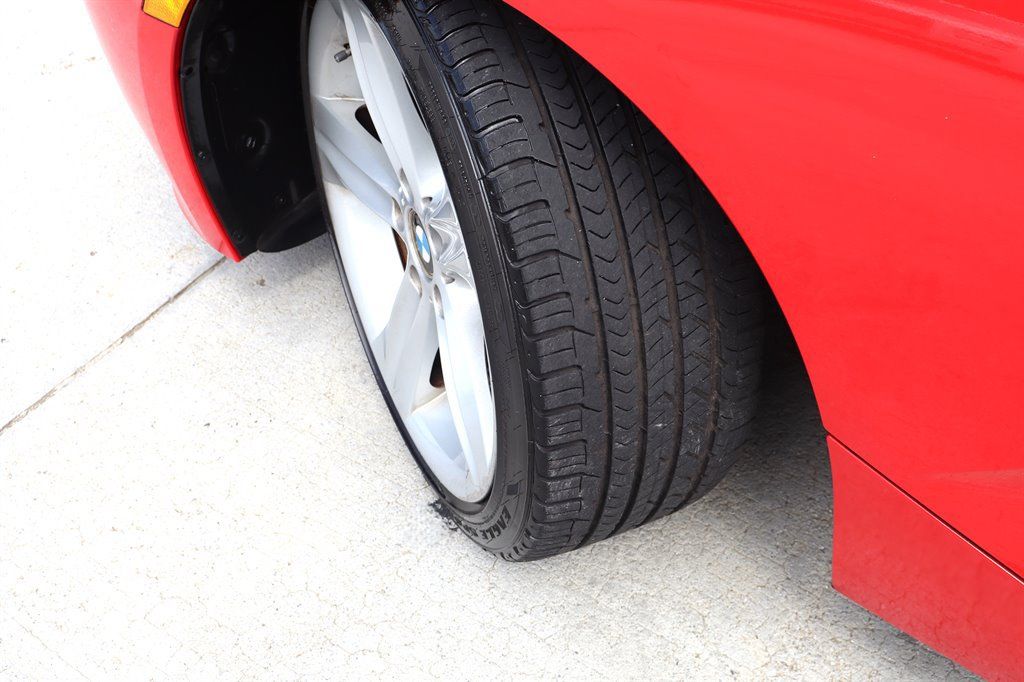 Used 2007 BMW Z4 3.0si RWD image 10