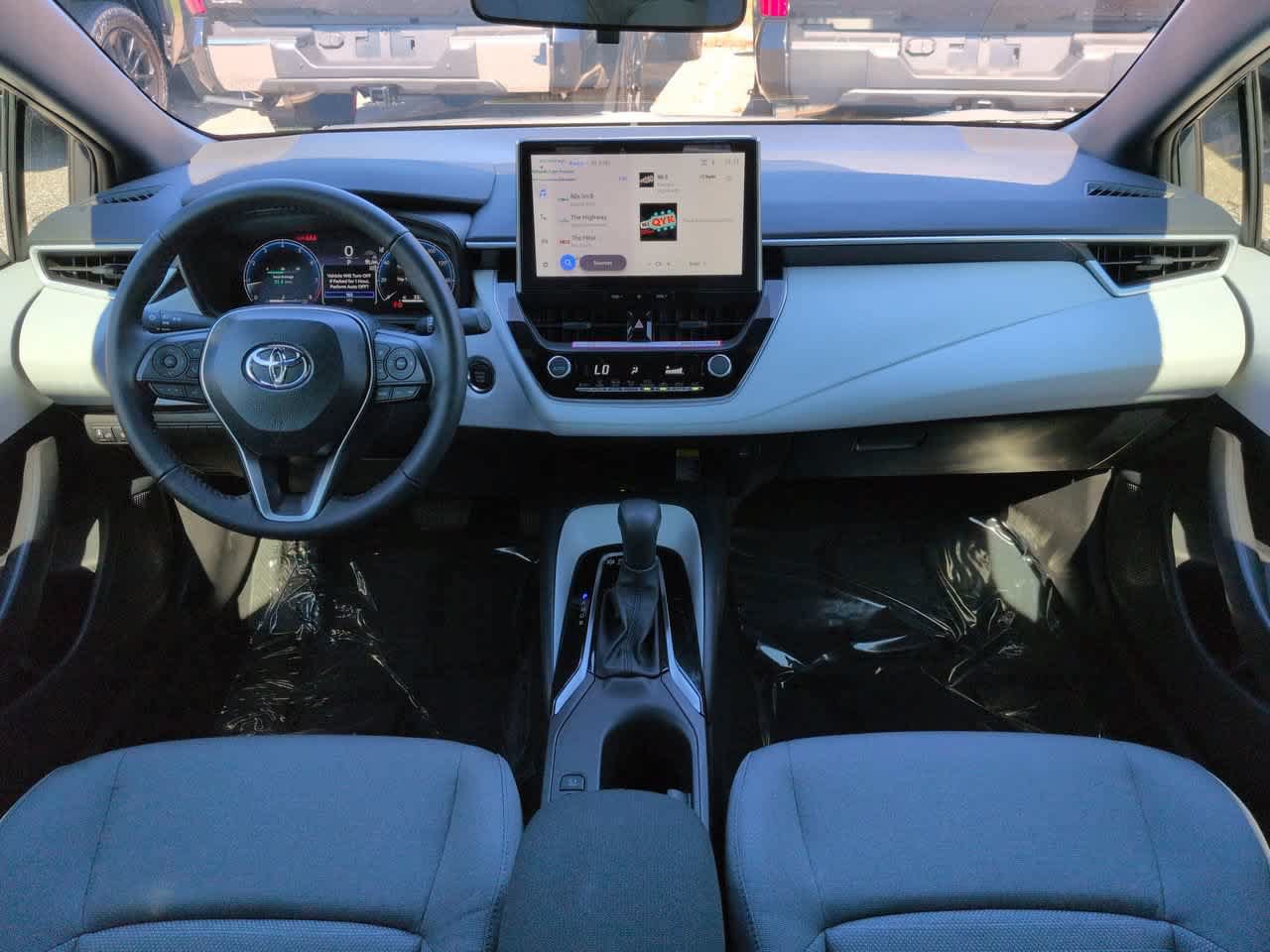 Certified 2026 Toyota Corolla SE w/ SE Package FWD image 14