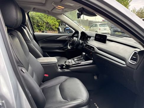 Used 2022 MAZDA CX-9 Touring Plus AWD/4WD image 9