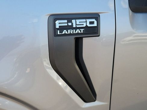 Used 2023 Ford F150 Lariat AWD/4WD image 9