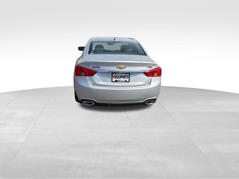 Used 2018 Chevrolet Impala Premier w/ Premier Confidence Package image 9