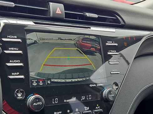 Used 2020 Toyota Camry XSE FWD image 16